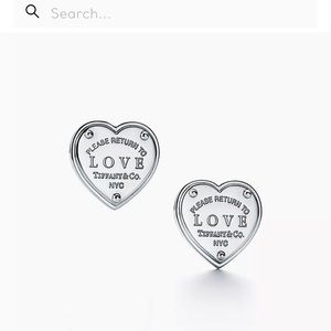 🔴Authentic TIFFANY & CO LOVE Heart Stud Earrings♥️